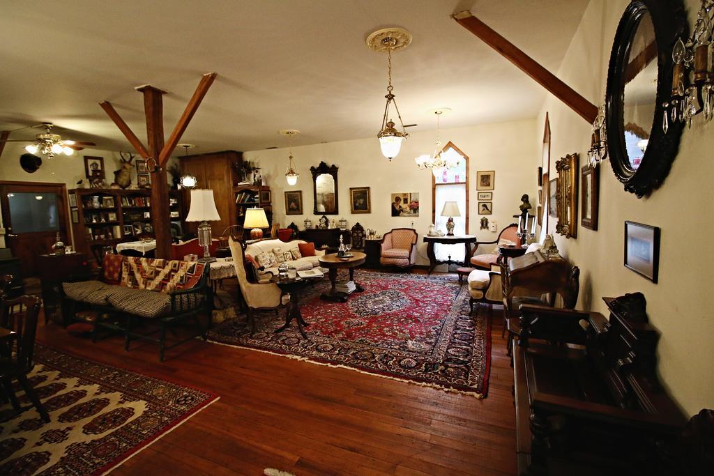 Ebenezer House Bed & Breakfast Burtonsville Экстерьер фото