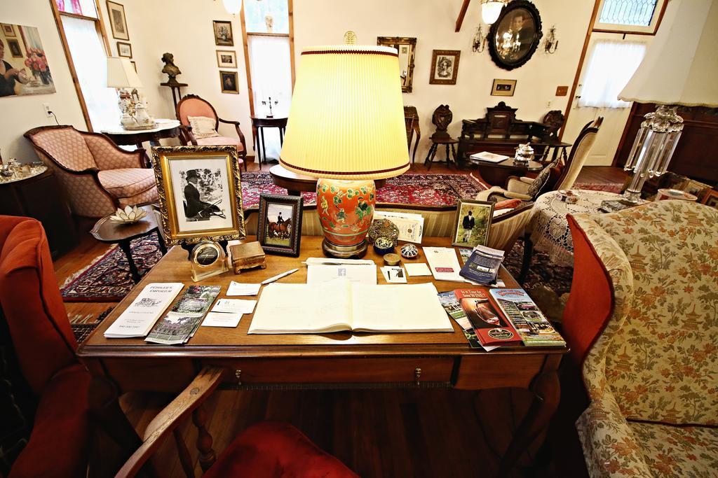 Ebenezer House Bed & Breakfast Burtonsville Экстерьер фото