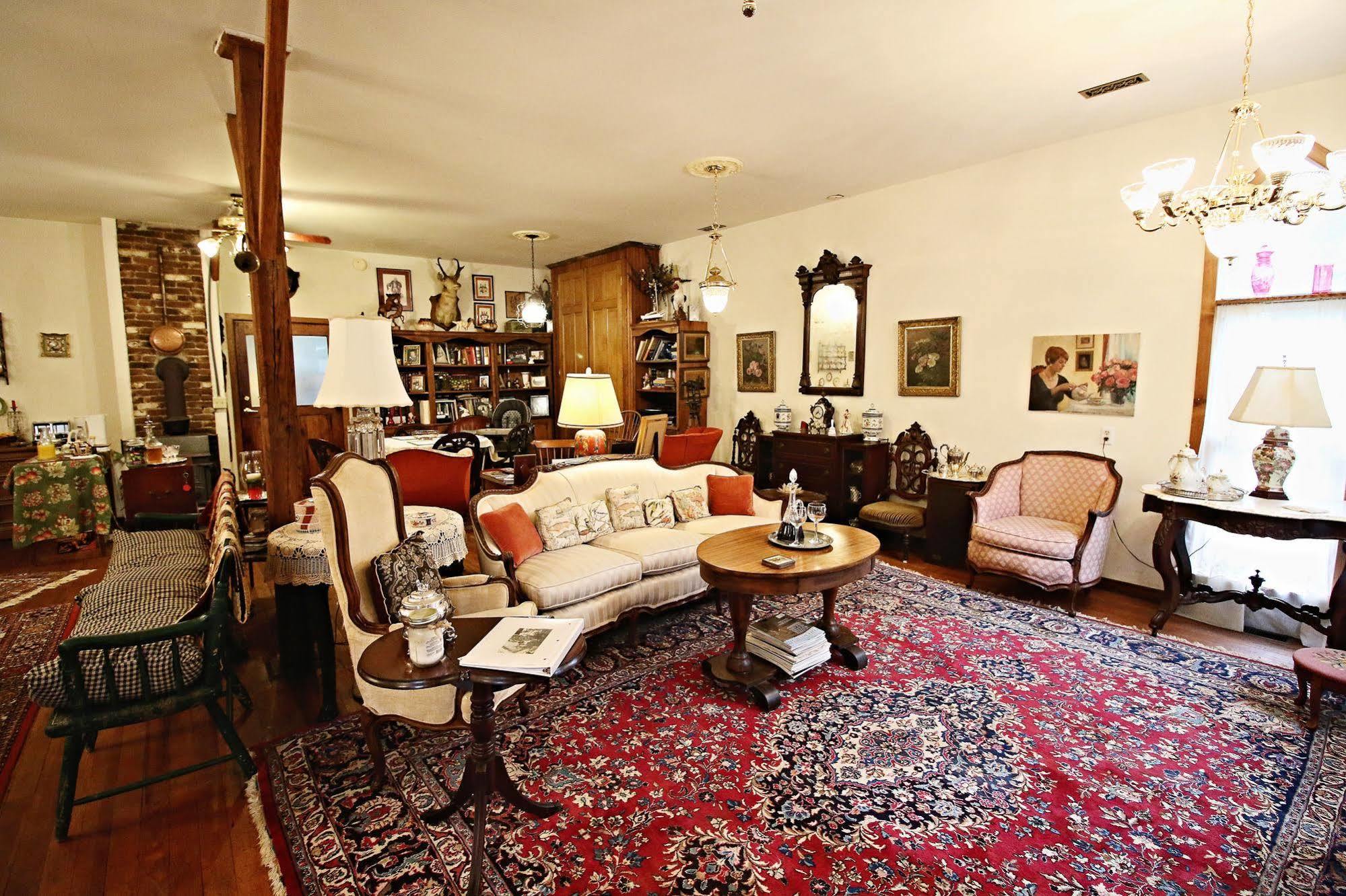 Ebenezer House Bed & Breakfast Burtonsville Экстерьер фото
