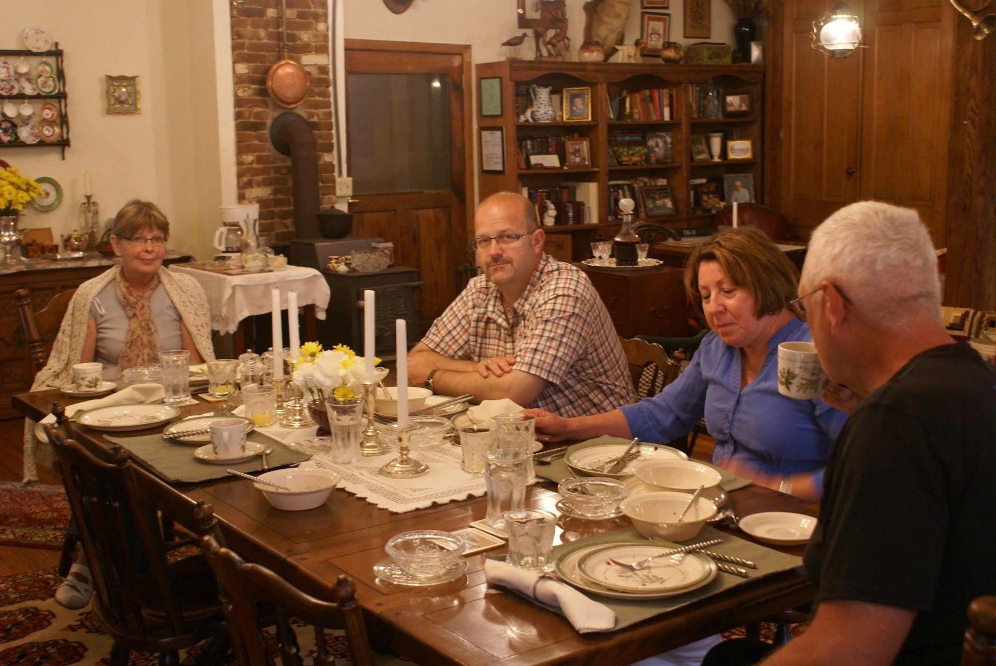 Ebenezer House Bed & Breakfast Burtonsville Экстерьер фото